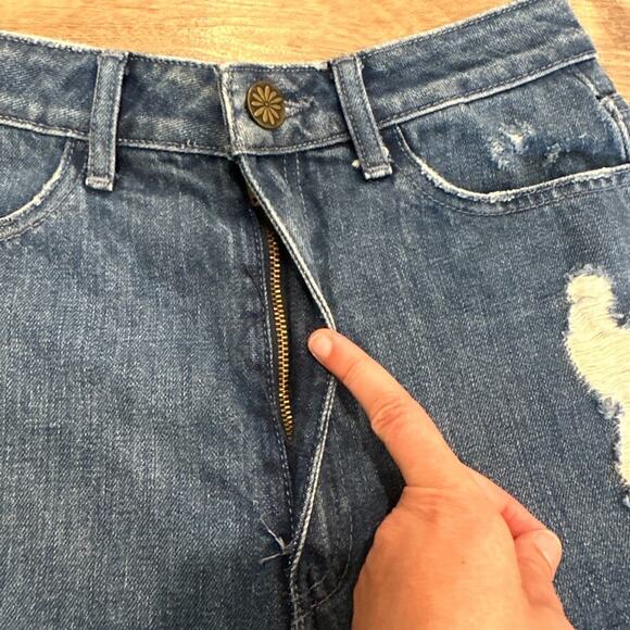 Show Me Your Mumu Houston Jean Shorts Size 27 Denim Palm Beach Distressed - Picture 2 of 8